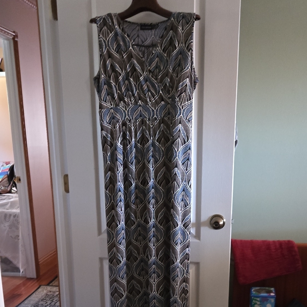 Nina Leonard Geometric Maxi Dress - Blue and Black